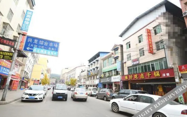 Youli Qingju smart hotel (Qingyi campus store of Southwest University of science and Technology)
