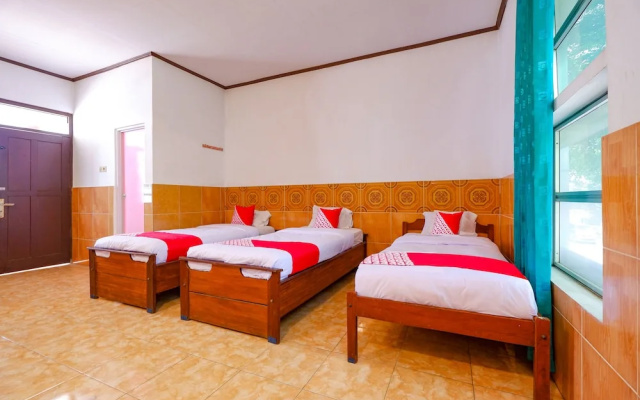 OYO 2855 Sartika Hotel Pati
