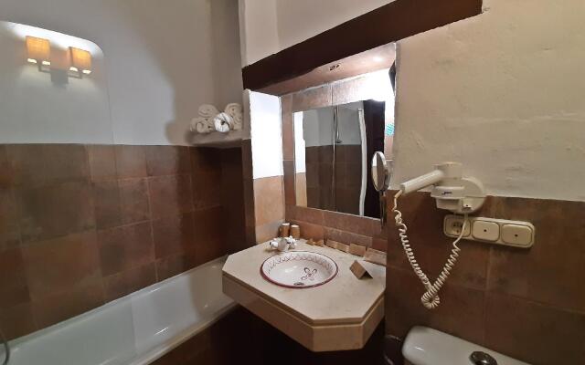 Hotel Apartamento Nueva Alcazaba