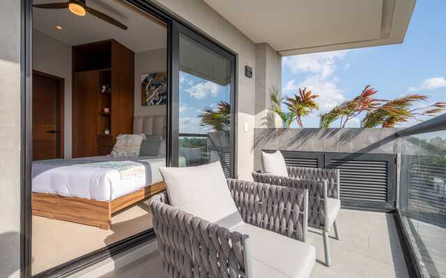 Kippal Aguamarina Serenity and Sophistication