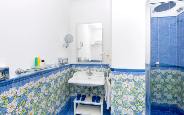 Relais Maresca Luxury Small Hotel