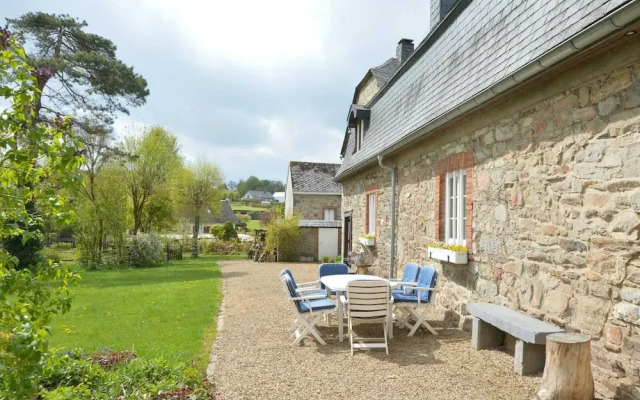 Medieval Farmhouse With Private Garden
