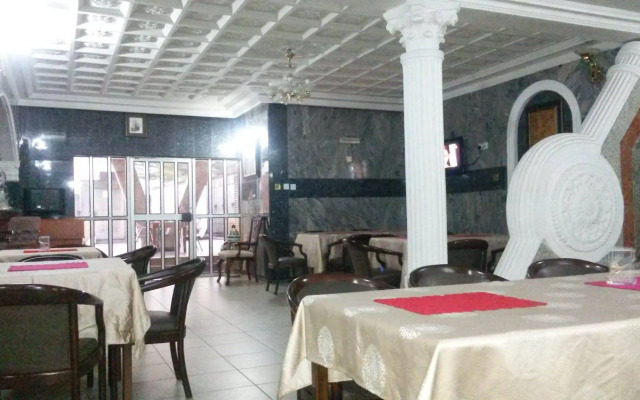 Starking Suites