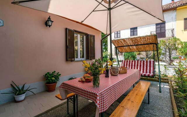 Stunning Home in Fontanile With 2 Bedrooms and Wifi