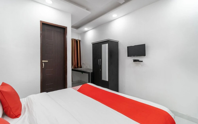 Oyo 40460 Paradise Studio