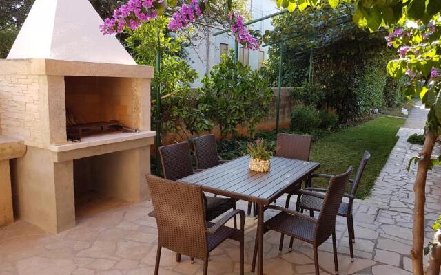 Apartments Ivica 1706