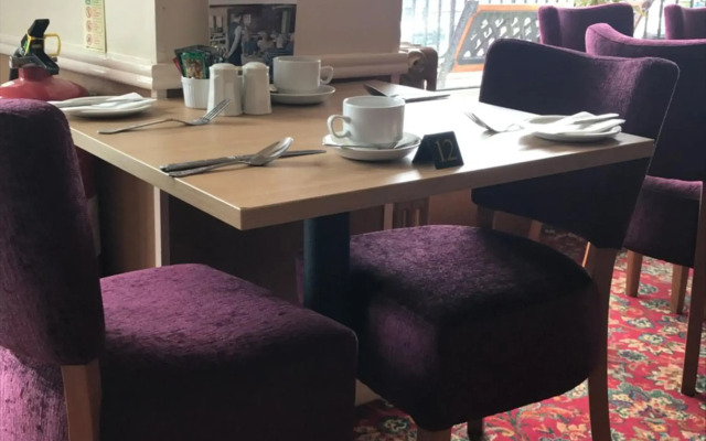 Monarch Hotel