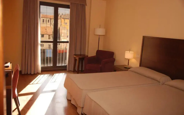 Grand Hotel Ciudad De Barbastro