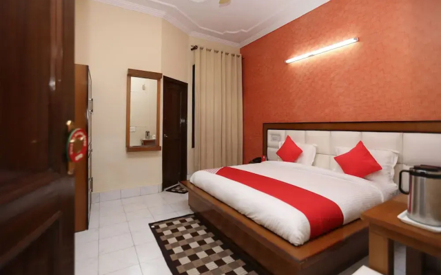 OYO 16761 Rk Regency