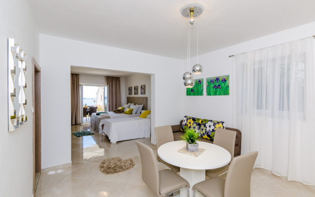 Apartments Sandito
