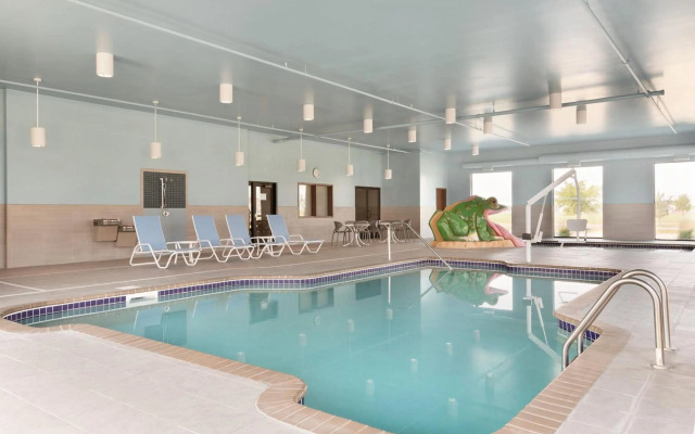 Four Points by Sheraton Fargo Medical Center