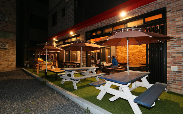 byeolbam pension daechoen