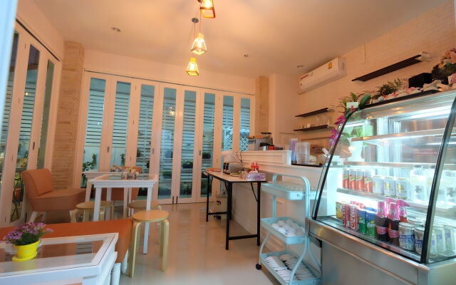 Noble Baan Pastel