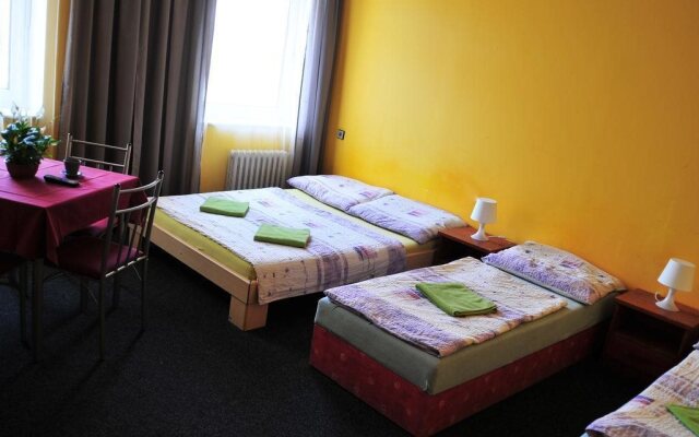 Hostel Alia