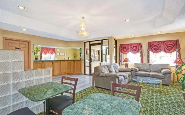 Travelodge Forest Park Atlanta South