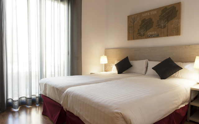 MH Apartments Gracia