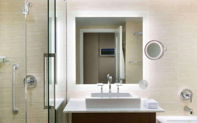 The Westin Wall Centre, Vancouver Airport