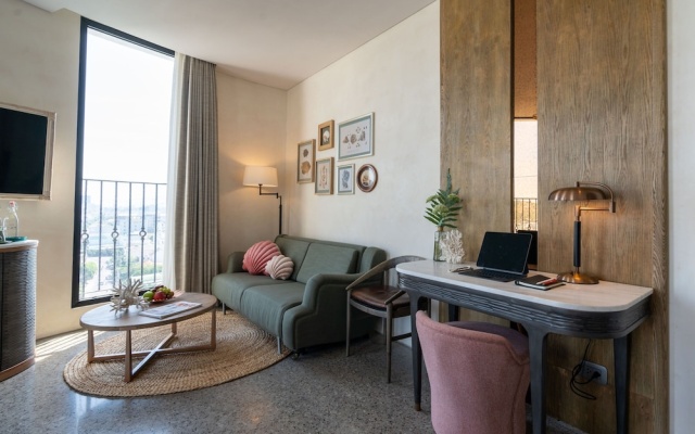 L'amor Boutique Hotel Quy Nhon – Guest Rooms – Quy Nhon