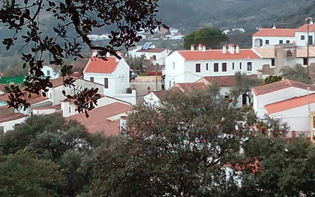 Casas Rurales Los Montes