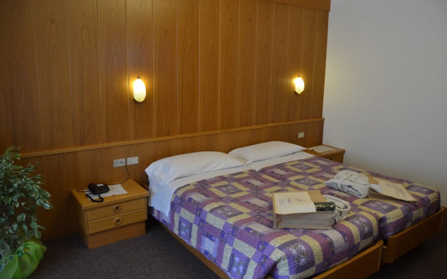 Hotel Ladina