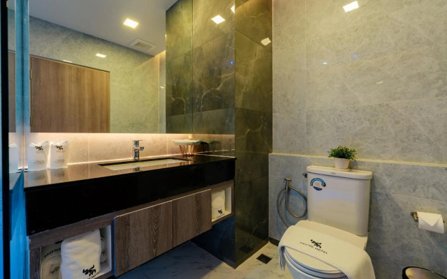 Moose Hotel Chiang Mai