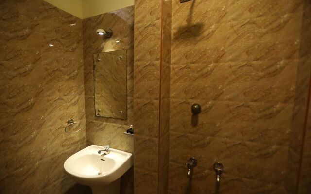 Nestlay Rooms - Ambattur
