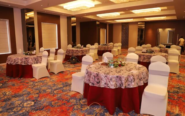 Geeta Sarovar Portico Panipat