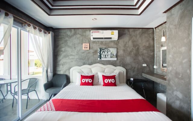 OYO 659 Loft House Homestay