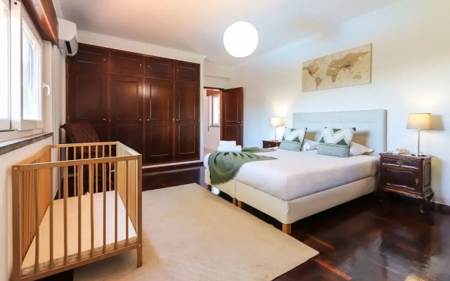 Sintra Classic Villa by Homing