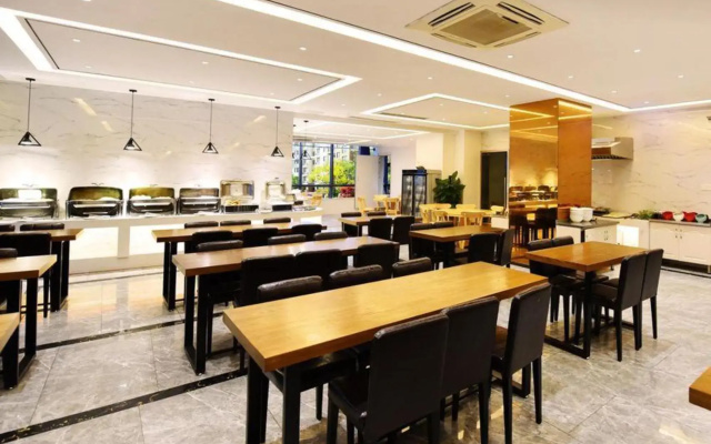 Xingshun Business Hotel