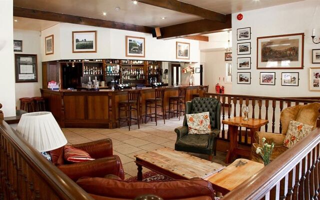 Fox & Hounds Country Hotel