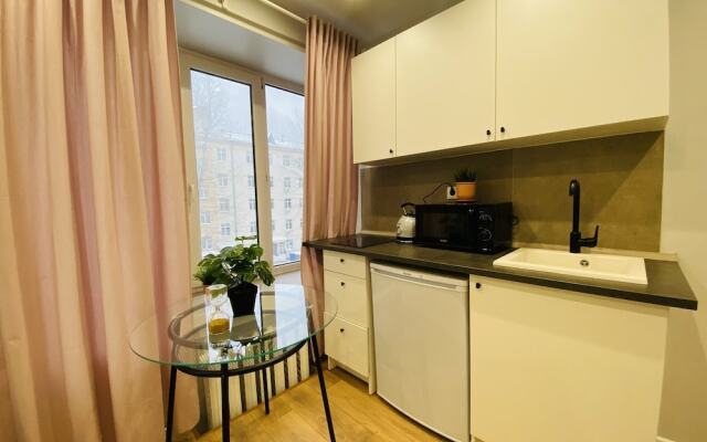 Hanaka on Avtozavodskaia 17k1