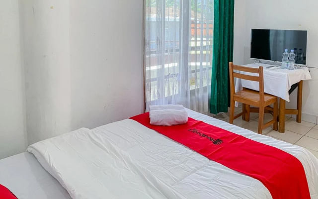 RedDoorz near Brawijaya University 2