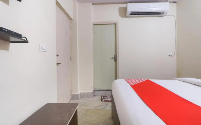OYO 62711 Krishna Residency