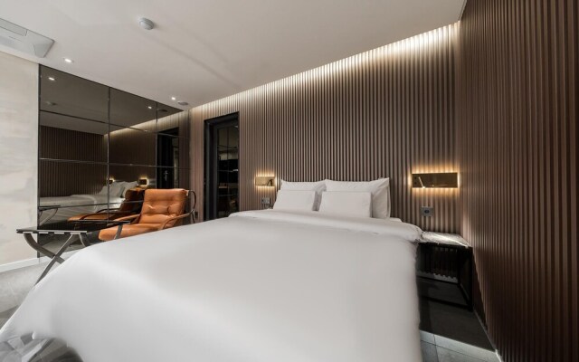 Seocho JS Hotel