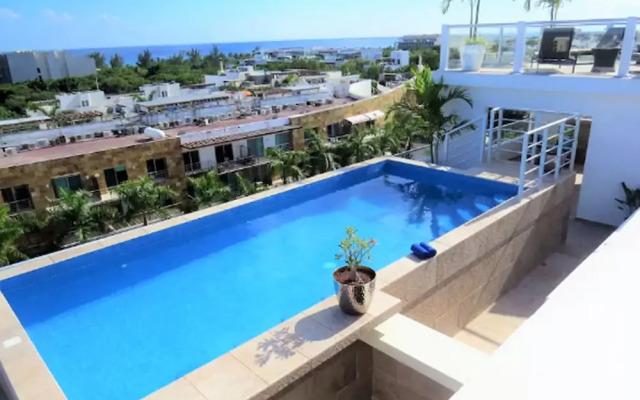 Quinta Bis Front King by SunandSea