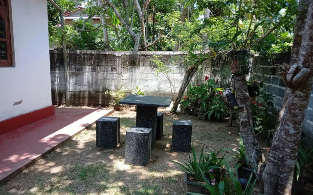 Charming 2-bed Apartment in Weligama