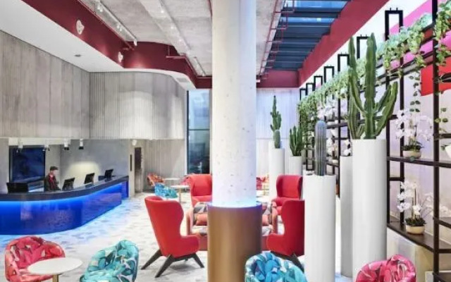 Adge Hotel & Residence