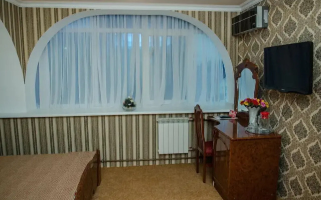 Mihail Hotel