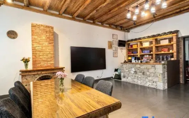 Liusu Inn
