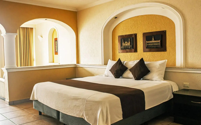 Hotel Los Aluxes