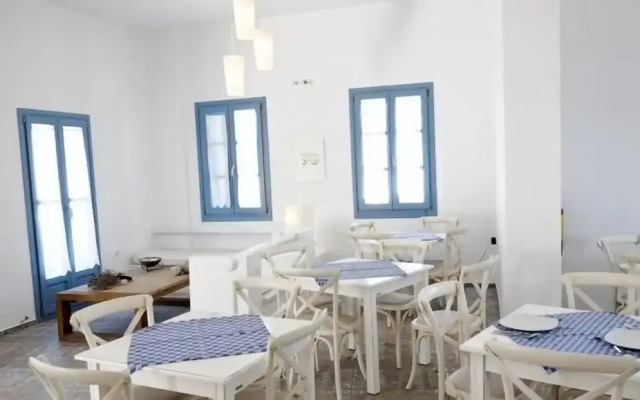 Castellano studios