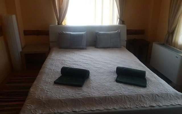 Kyshta za Gosti Tam Krai Rekata