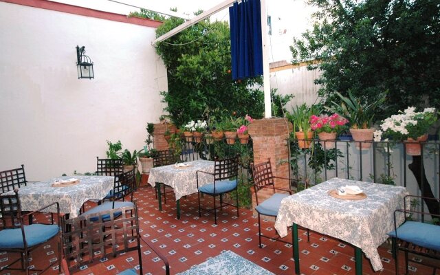 Casa de los Azulejos