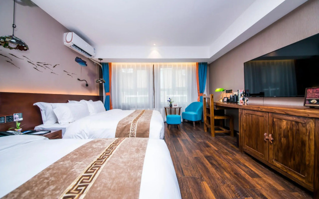 MG Hotel - St. Michael's Cathedral, Qingdao