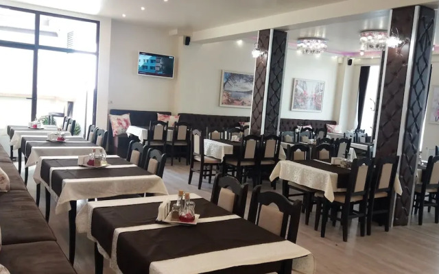 Hotel Aris & Adria