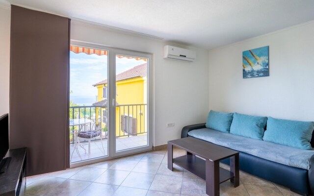 Elegant Holiday Home in Lovran With Swimming Pool