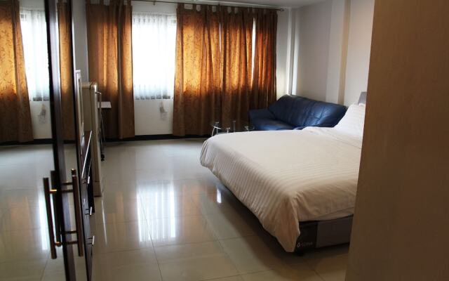 Tamarind Residences Serviced Apartment