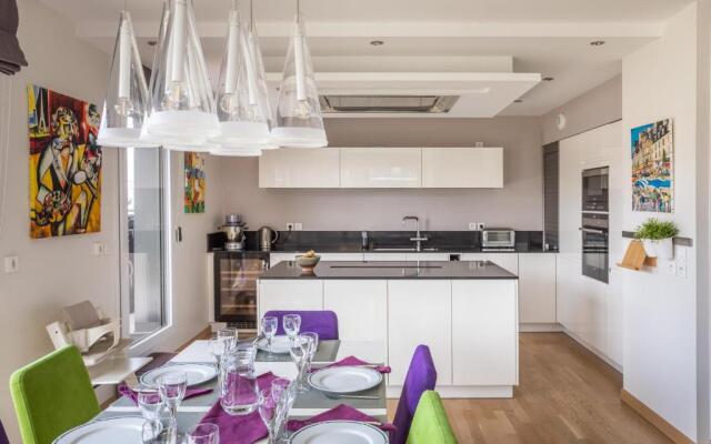ILLANKA - Appartement 3 chambres avec parking et terrasse proche gare