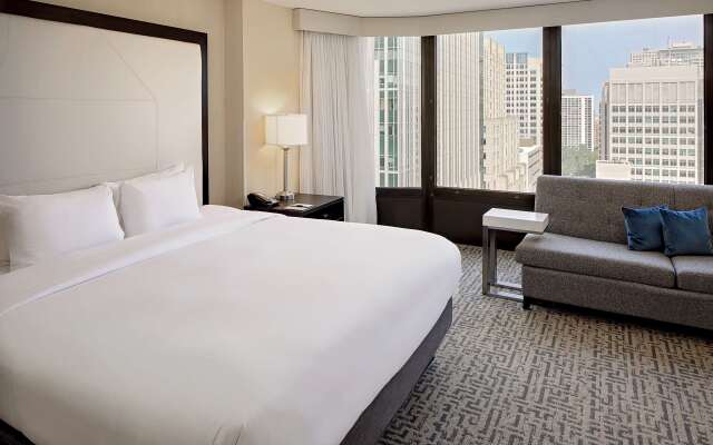 DoubleTree by Hilton Chicago - Magnificent Mile